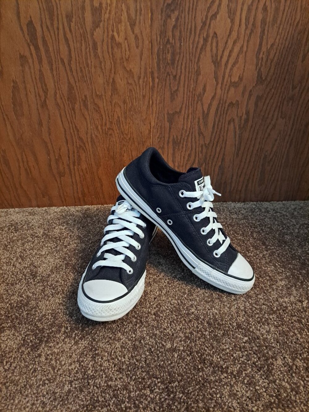 Like New Converse Chuck Taylor All Star Madison Canvas women's low-top sneakers - Picture 8 of 8